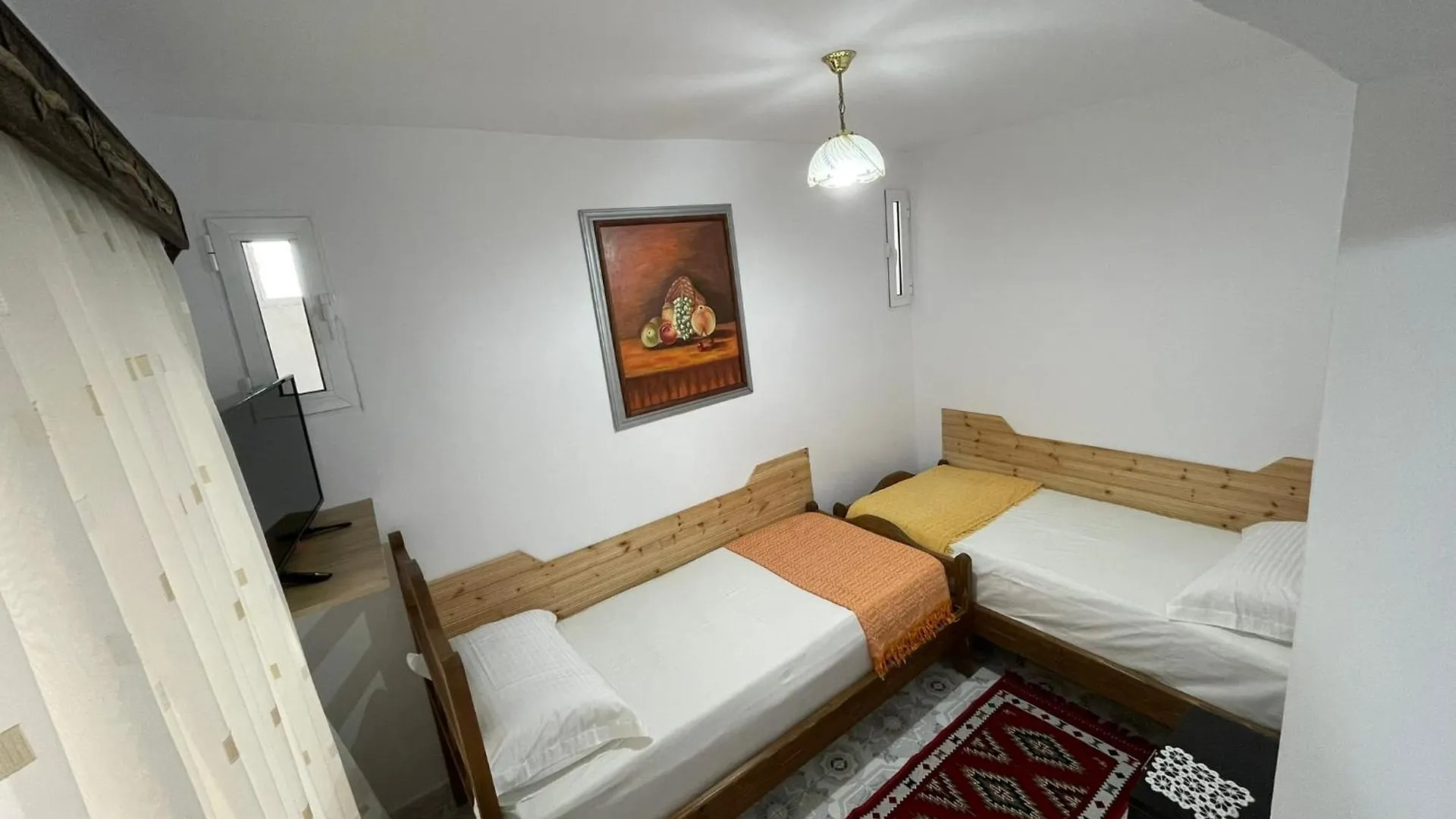 Guesthouse Kate Berat Castle Guest house