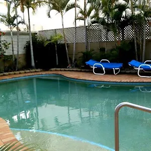 budds-beach-apartments.queenslandhotels.net/